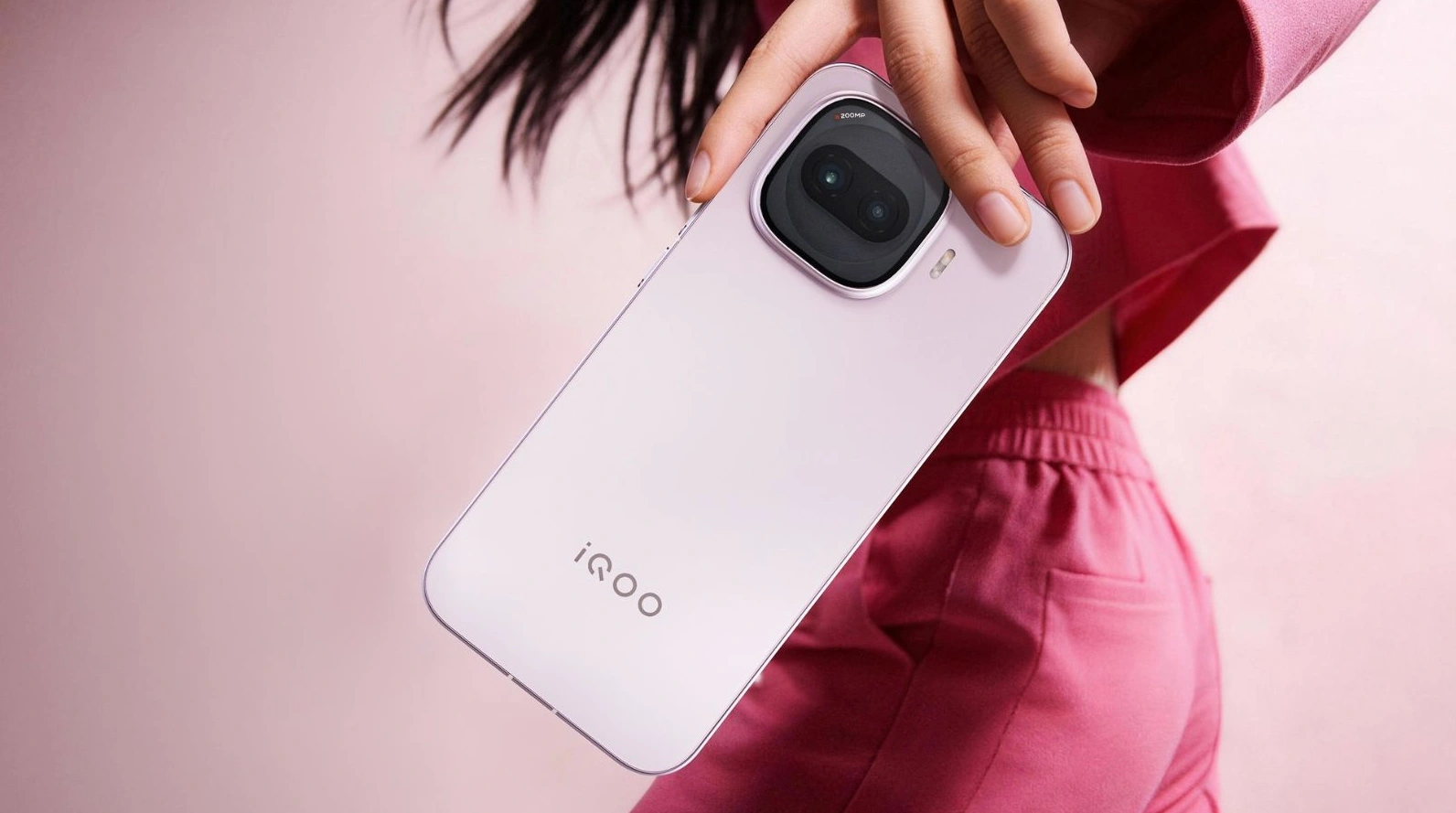 iQOO Z11 Bakal Rilis Pada 26 Maret, Punya Baterai 9.020mAh dengan Layar 165Hz